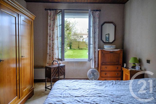 Maison &agrave; vendre - 4 pi&egrave;ces - 118 m2 - Ste Soulle - 17 - POITOU-CHARENTES