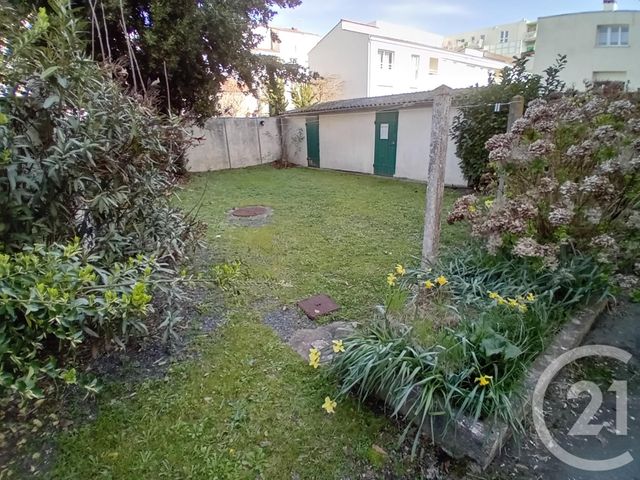 Appartement T3 &agrave; vendre - 4 pi&egrave;ces - 88,61 m2 - La Rochelle - 17 - POITOU-CHARENTES