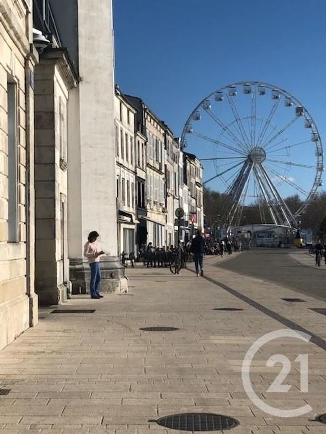 Appartement Studio à vendre - 1 pièce - 14 m2 - La Rochelle - 17 - POITOU-CHARENTES