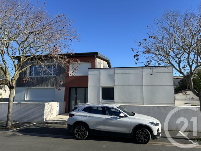 Maison &agrave; vendre - 6 pi&egrave;ces - 185 m2 - St Rogatien - 17 - POITOU-CHARENTES