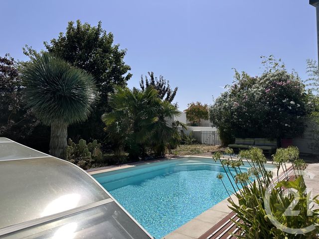 Maison &agrave; vendre - 6 pi&egrave;ces - 185 m2 - St Rogatien - 17 - POITOU-CHARENTES