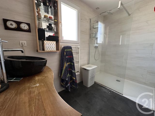 Maison &agrave; vendre - 6 pi&egrave;ces - 185 m2 - St Rogatien - 17 - POITOU-CHARENTES