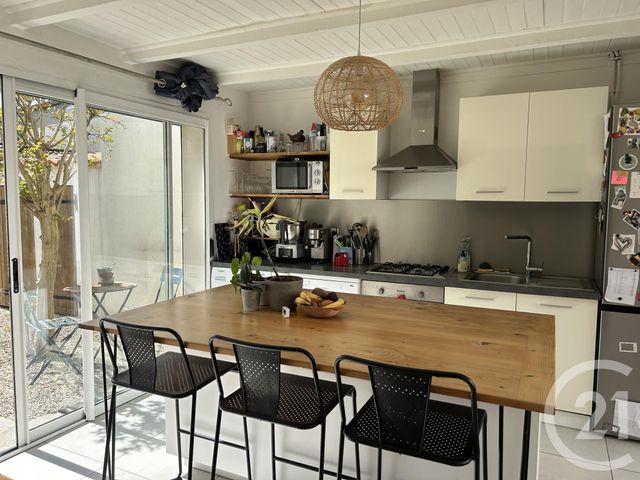 Maison &agrave; vendre - 4 pi&egrave;ces - 90 m2 - Ste Soulle - 17 - POITOU-CHARENTES