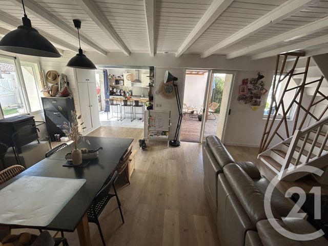 Maison &agrave; vendre - 4 pi&egrave;ces - 90 m2 - Ste Soulle - 17 - POITOU-CHARENTES