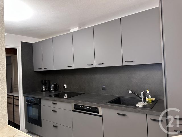 Appartement F2 &agrave; louer - 2 pi&egrave;ces - 52,65 m2 - La Rochelle - 17 - POITOU-CHARENTES
