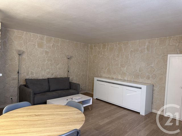 Appartement F2 &agrave; louer - 2 pi&egrave;ces - 52,65 m2 - La Rochelle - 17 - POITOU-CHARENTES