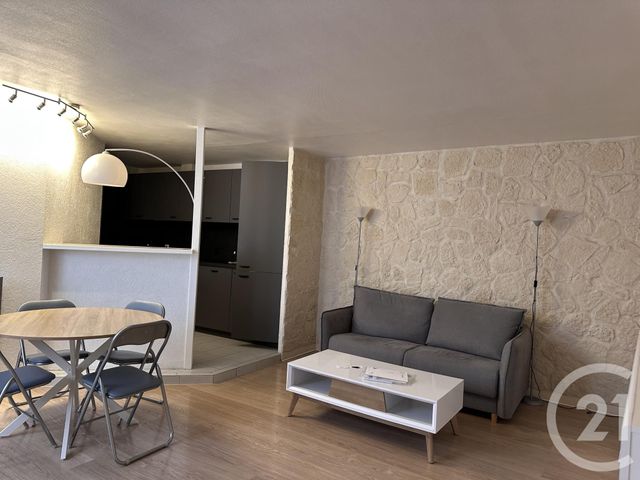Appartement F2 &agrave; louer - 2 pi&egrave;ces - 52,65 m2 - La Rochelle - 17 - POITOU-CHARENTES