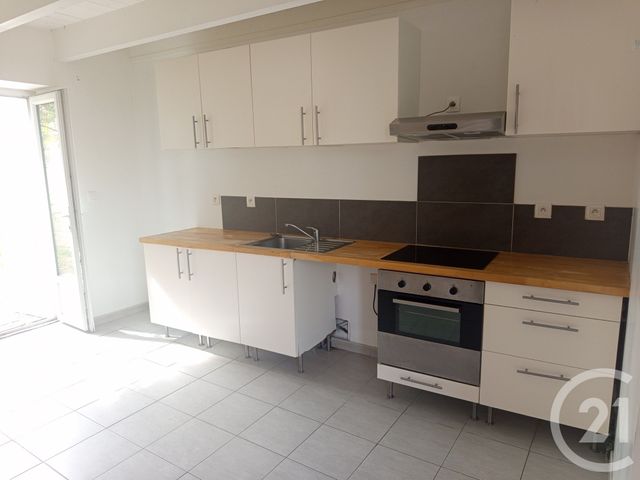 Maison à vendre - 5 pièces - 110 m2 - Ste Soulle - 17 - POITOU-CHARENTES