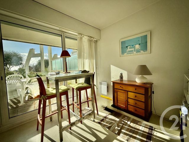 Appartement à vendre - 2 pièces - 36 m2 - La Rochelle - 17 - POITOU-CHARENTES