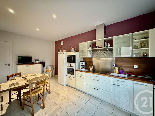 Maison à vendre - 4 pièces - 125 m2 - Perigny - 17 - POITOU-CHARENTES