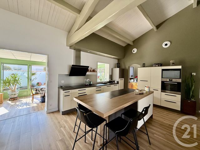 Maison &agrave; vendre - 5 pi&egrave;ces - 130 m2 - Perigny - 17 - POITOU-CHARENTES