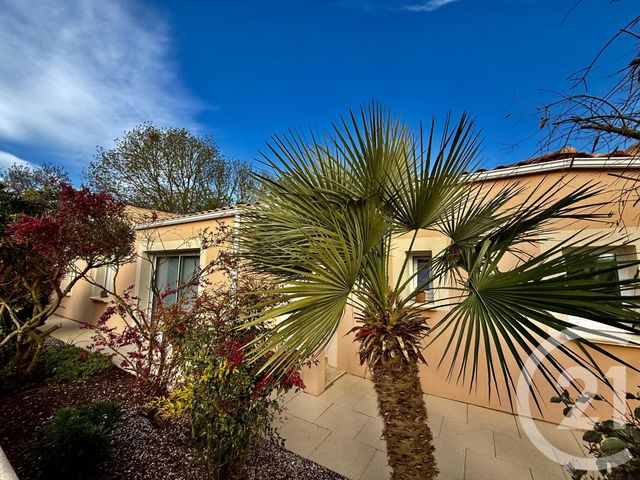 Maison &agrave; vendre - 6 pi&egrave;ces - 128,19 m2 - St Rogatien - 17 - POITOU-CHARENTES