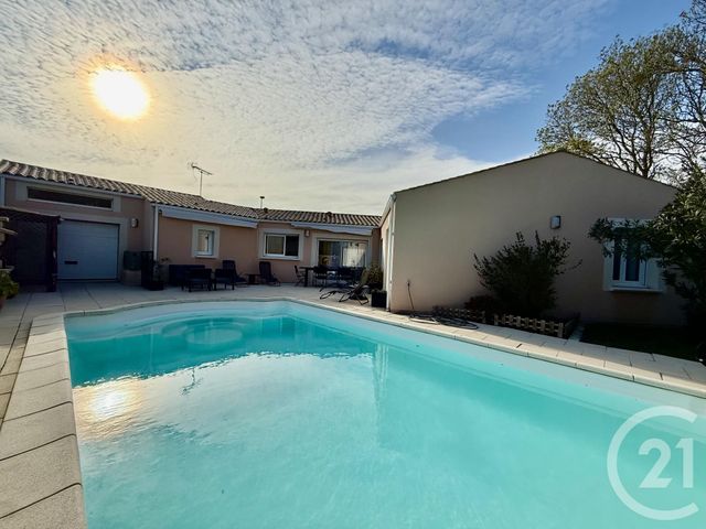 Maison &agrave; vendre - 6 pi&egrave;ces - 128,19 m2 - St Rogatien - 17 - POITOU-CHARENTES