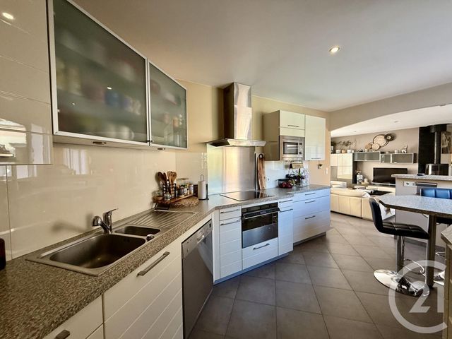 Maison &agrave; vendre - 6 pi&egrave;ces - 128,19 m2 - St Rogatien - 17 - POITOU-CHARENTES