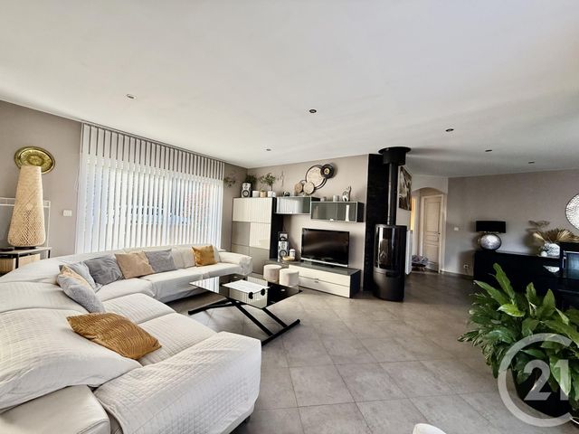 Maison &agrave; vendre - 6 pi&egrave;ces - 128,19 m2 - St Rogatien - 17 - POITOU-CHARENTES