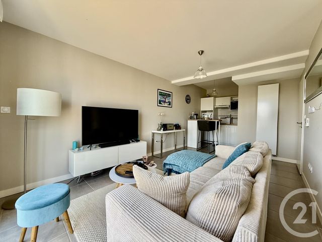 Appartement F2 &agrave; vendre - 2 pi&egrave;ces - 41,11 m2 - La Rochelle - 17 - POITOU-CHARENTES