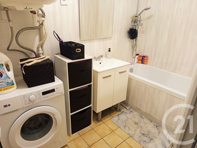 Appartement T2 &agrave; vendre - 2 pi&egrave;ces - 42 m2 - La Rochelle - 17 - POITOU-CHARENTES