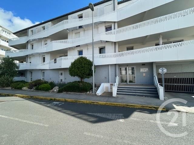 Appartement F2 &agrave; vendre - 2 pi&egrave;ces - 42,75 m2 - La Rochelle - 17 - POITOU-CHARENTES