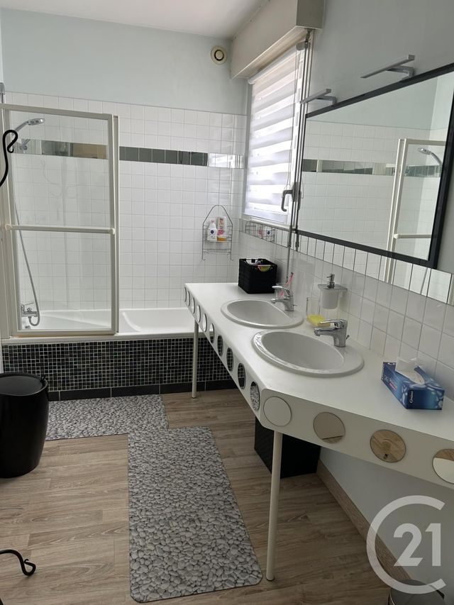 Maison &agrave; vendre - 5 pi&egrave;ces - 160 m2 - Perigny - 17 - POITOU-CHARENTES