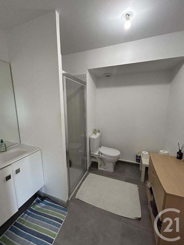 Appartement F2 &agrave; louer - 2 pi&egrave;ces - 42,75 m2 - La Rochelle - 17 - POITOU-CHARENTES