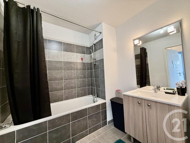Appartement F2 &agrave; vendre - 2 pi&egrave;ces - 44 m2 - Perigny - 17 - POITOU-CHARENTES