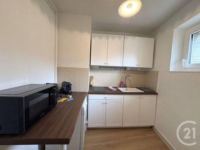 Appartement F2 &agrave; louer - 2 pi&egrave;ces - 50,91 m2 - La Rochelle - 17 - POITOU-CHARENTES