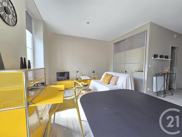 Appartement F1 &agrave; louer - 1 pi&egrave;ce - 32,09 m2 - La Rochelle - 17 - POITOU-CHARENTES