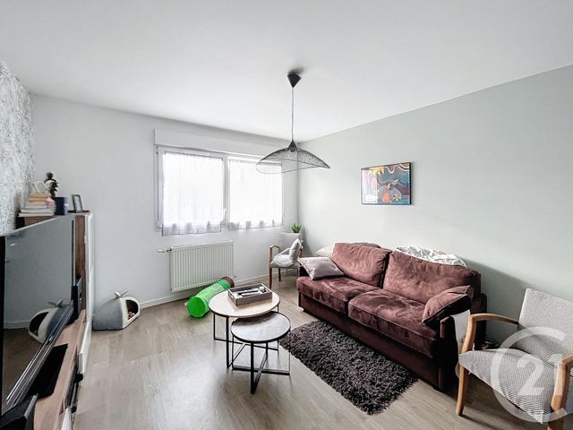 Appartement F4 à vendre - 5 pièces - 89 m2 - Lacroix St Ouen - 60 - PICARDIE