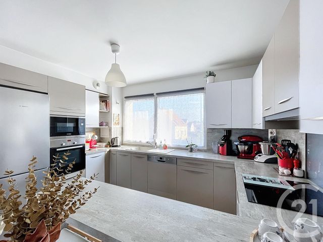 Appartement F3 à vendre - 3 pièces - 65,60 m2 - Lacroix St Ouen - 60 - PICARDIE