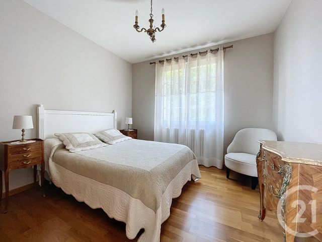 Maison à vendre - 5 pièces - 264,72 m2 - Tricot - 60 - PICARDIE