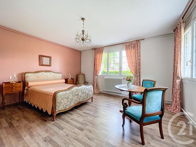 Maison à vendre - 5 pièces - 264,72 m2 - Tricot - 60 - PICARDIE