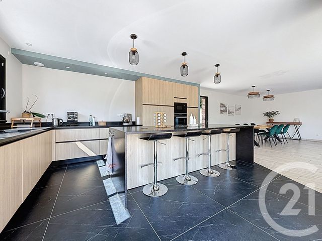 Maison à vendre - 5 pièces - 188,80 m2 - Villers Sur Coudun - 60 - PICARDIE