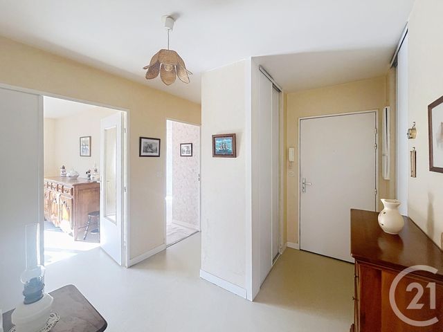 Appartement F3 &agrave; vendre - 3 pi&egrave;ces - 63,88 m2 - Lacroix St Ouen - 60 - PICARDIE