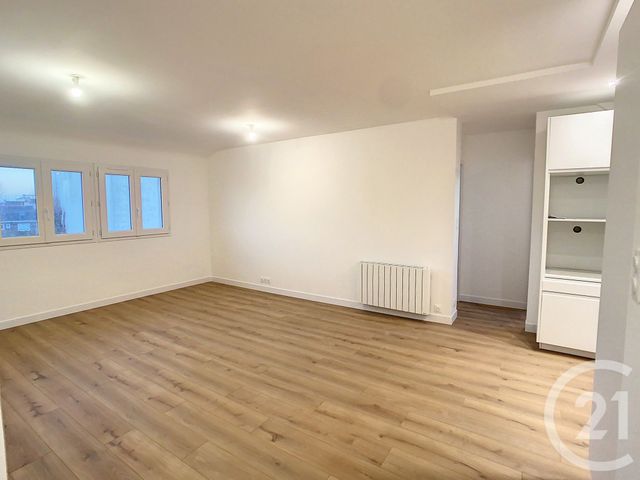 Appartement T4 &agrave; louer - 4 pi&egrave;ces - 68,40 m2 - St Nazaire - 44 - PAYS-DE-LOIRE