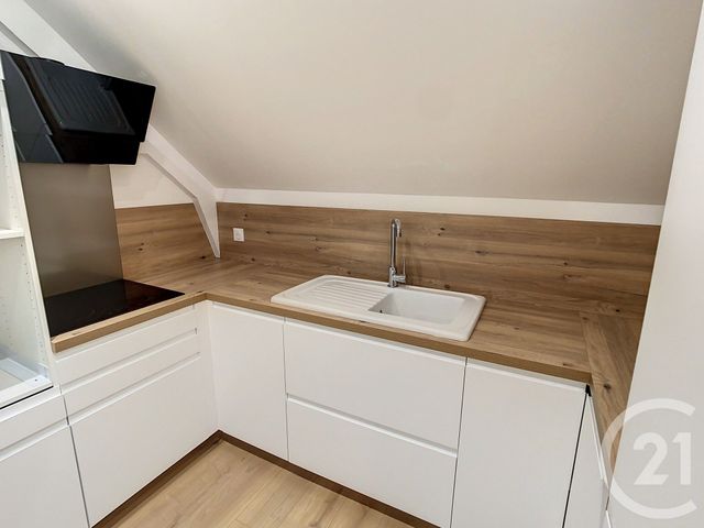 Appartement T4 &agrave; louer - 4 pi&egrave;ces - 68,40 m2 - St Nazaire - 44 - PAYS-DE-LOIRE