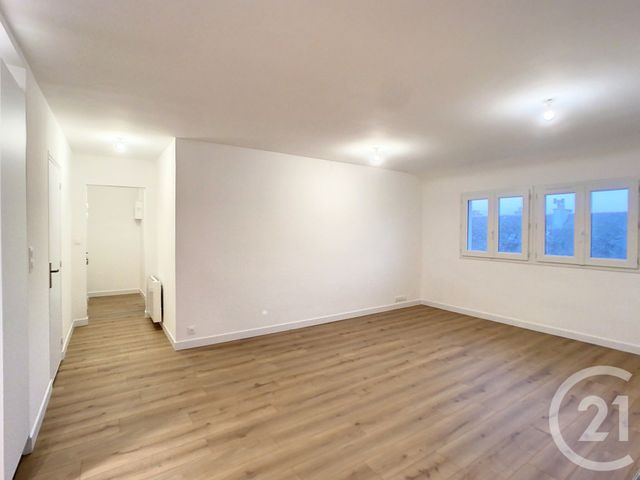 Appartement T4 &agrave; louer - 4 pi&egrave;ces - 68,40 m2 - St Nazaire - 44 - PAYS-DE-LOIRE