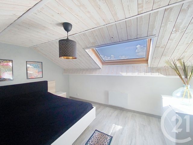 Appartement F5 &agrave; vendre - 6 pi&egrave;ces - 100,60 m2 - St Nazaire - 44 - PAYS-DE-LOIRE