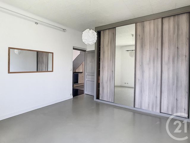 Appartement F5 &agrave; vendre - 6 pi&egrave;ces - 100,60 m2 - St Nazaire - 44 - PAYS-DE-LOIRE