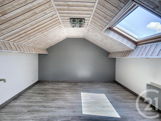 Appartement F5 &agrave; vendre - 6 pi&egrave;ces - 100,60 m2 - St Nazaire - 44 - PAYS-DE-LOIRE