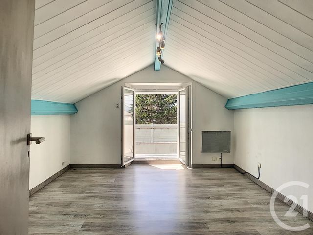 Appartement F5 &agrave; vendre - 6 pi&egrave;ces - 100,60 m2 - St Nazaire - 44 - PAYS-DE-LOIRE