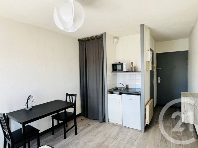 Appartement Studio &agrave; vendre - 1 pi&egrave;ce - 16 m2 - St Nazaire - 44 - PAYS-DE-LOIRE