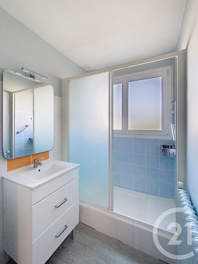 Appartement F4 à vendre - 3 pièces - 68,73 m2 - St Nazaire - 44 - PAYS-DE-LOIRE