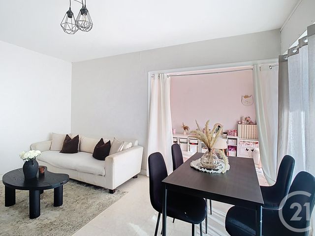 Appartement T3 &agrave; vendre - 3 pi&egrave;ces - 61,95 m2 - St Nazaire - 44 - PAYS-DE-LOIRE