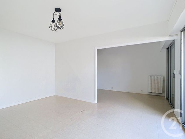 Appartement T3 &agrave; vendre - 3 pi&egrave;ces - 61,95 m2 - St Nazaire - 44 - PAYS-DE-LOIRE