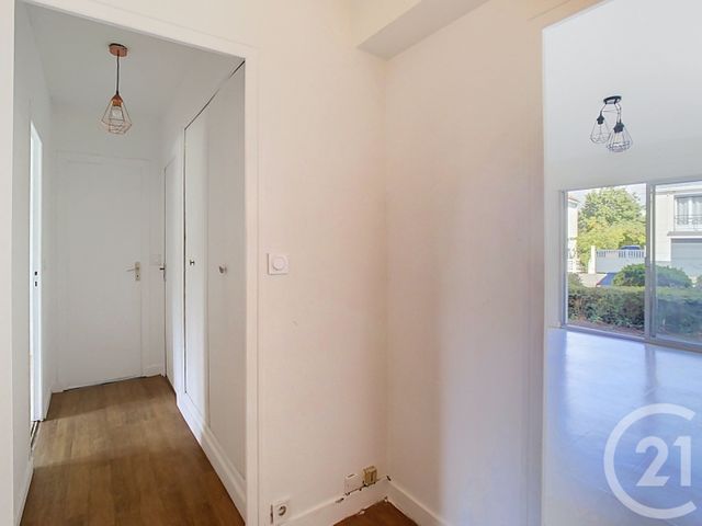 Appartement T3 &agrave; vendre - 3 pi&egrave;ces - 61,95 m2 - St Nazaire - 44 - PAYS-DE-LOIRE