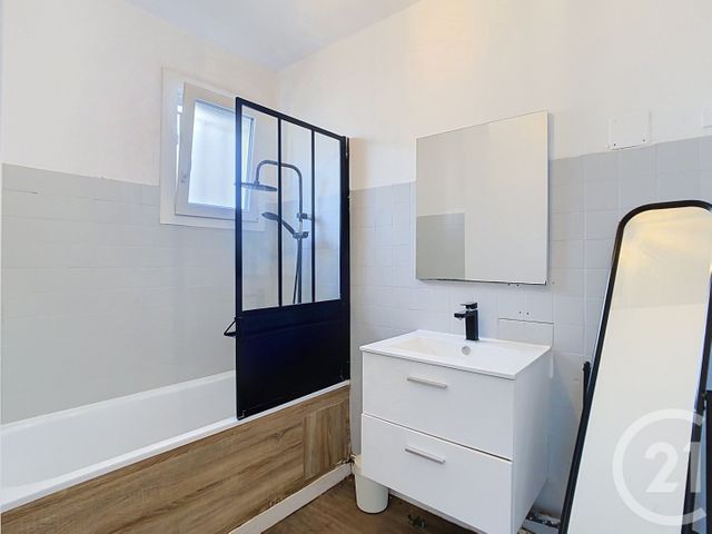 Appartement T3 &agrave; vendre - 3 pi&egrave;ces - 61,95 m2 - St Nazaire - 44 - PAYS-DE-LOIRE
