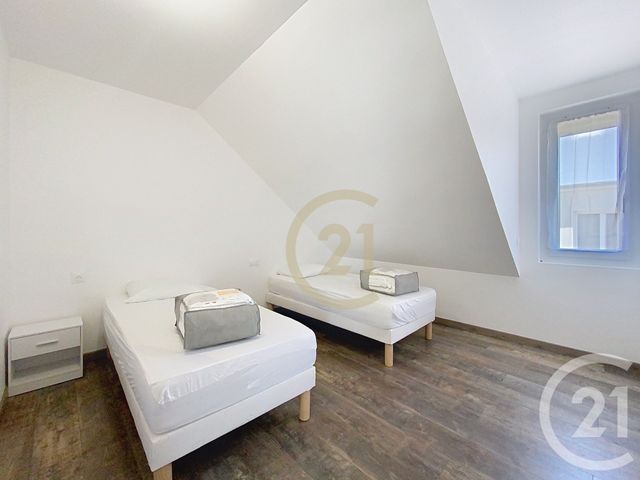 Maison à louer - 5 pièces - 98,80 m2 - Trignac - 44 - PAYS-DE-LOIRE