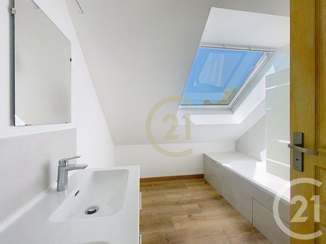 Maison à louer - 5 pièces - 98,80 m2 - Trignac - 44 - PAYS-DE-LOIRE