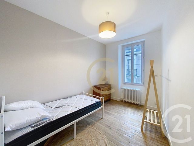 Appartement T3 &agrave; louer - 3 pi&egrave;ces - 72,50 m2 - St Nazaire - 44 - PAYS-DE-LOIRE