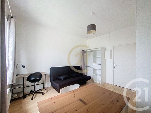Appartement Studio &agrave; louer - 1 pi&egrave;ce - 15,94 m2 - St Nazaire - 44 - PAYS-DE-LOIRE